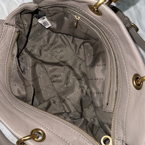 Marc by Marc Jacobs taupe leather bag - Picture 7 of 8